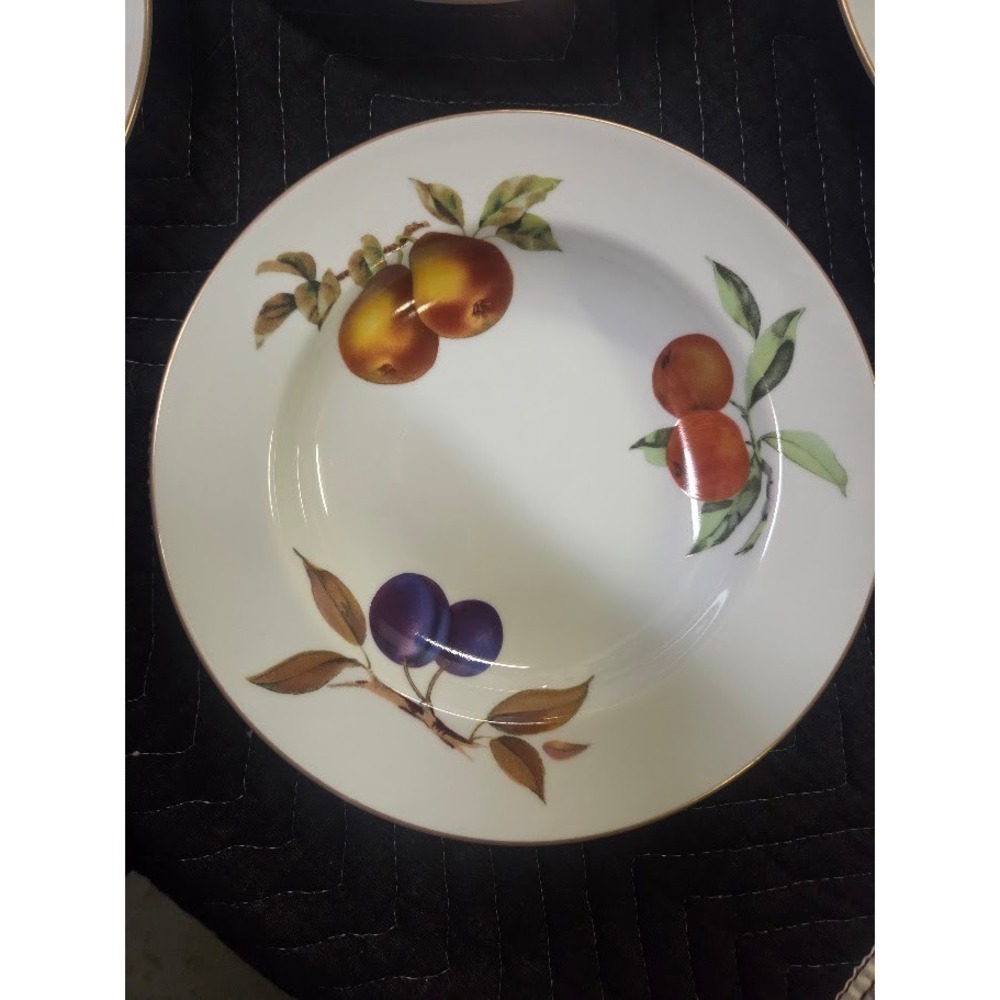 Royal Worcester 9" Soup Bowl EVESHAM Gold Trim ~ Set Of 7 ~ England Vintage 1961